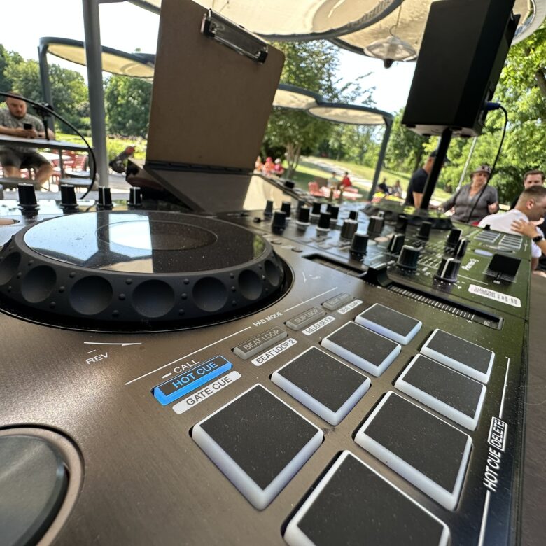 Pioneer RX3 rendezvény DJ