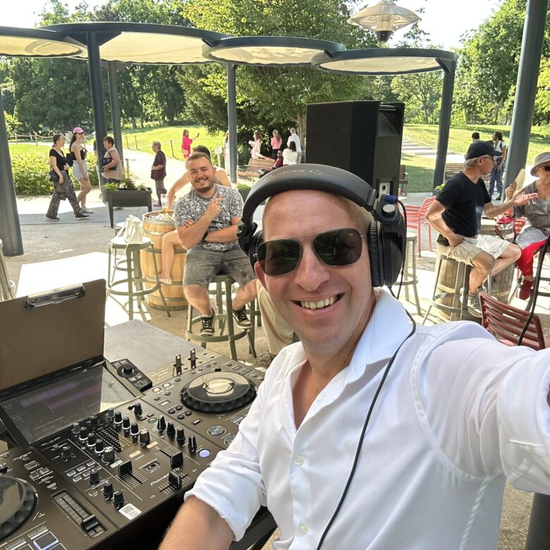 chillout dj mix rendezvény