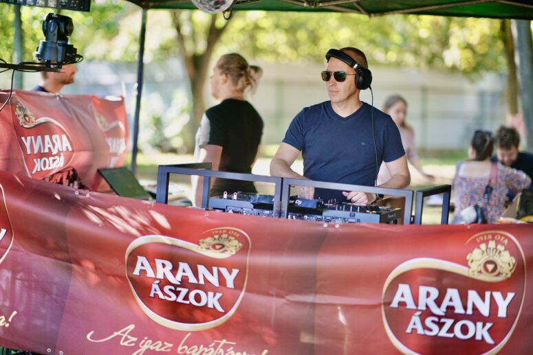 DJ mikes Chillout DJ szolgáltatás háttérzene DJ DJ Budapest